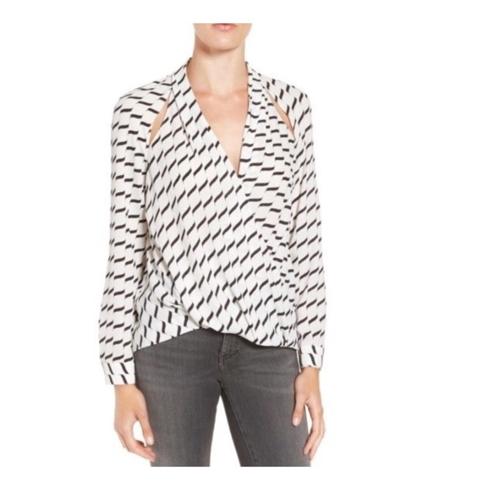 Trouve Womens Top Sz M White Black Long Sleeve Faux Wrap V-Neck Cut Out Shoulder